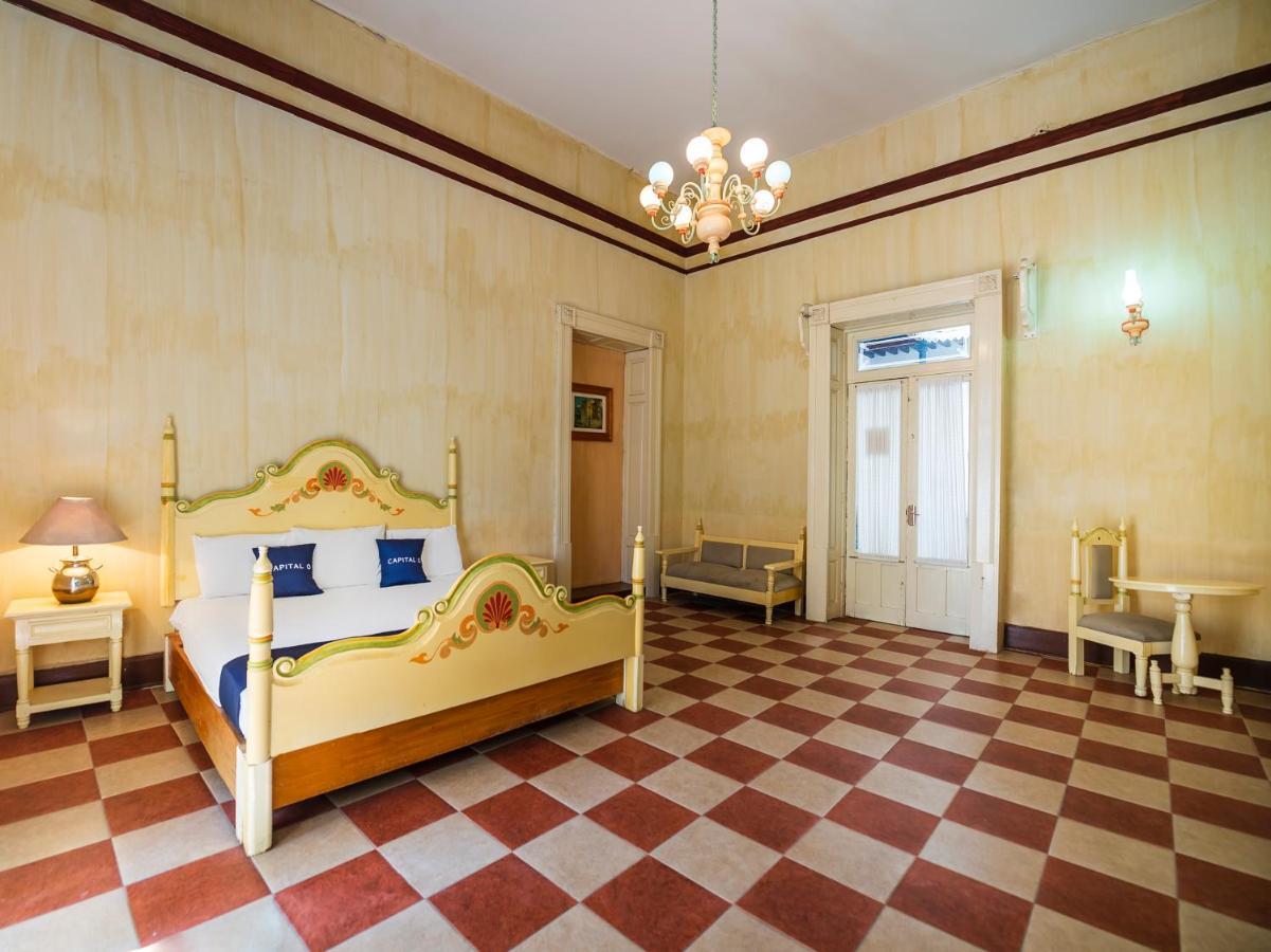 Hotel Meson Del Obispado Керетаро Экстерьер фото