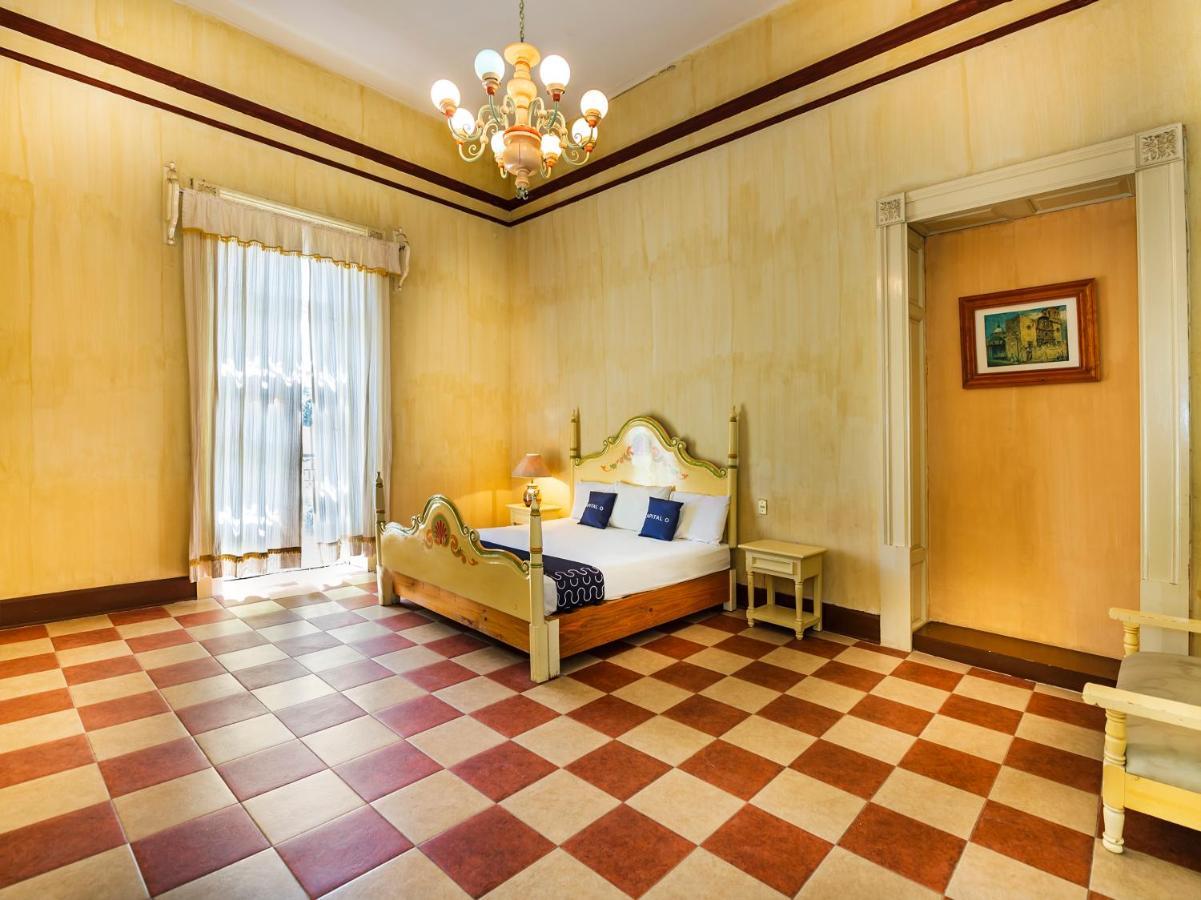 Hotel Meson Del Obispado Керетаро Экстерьер фото